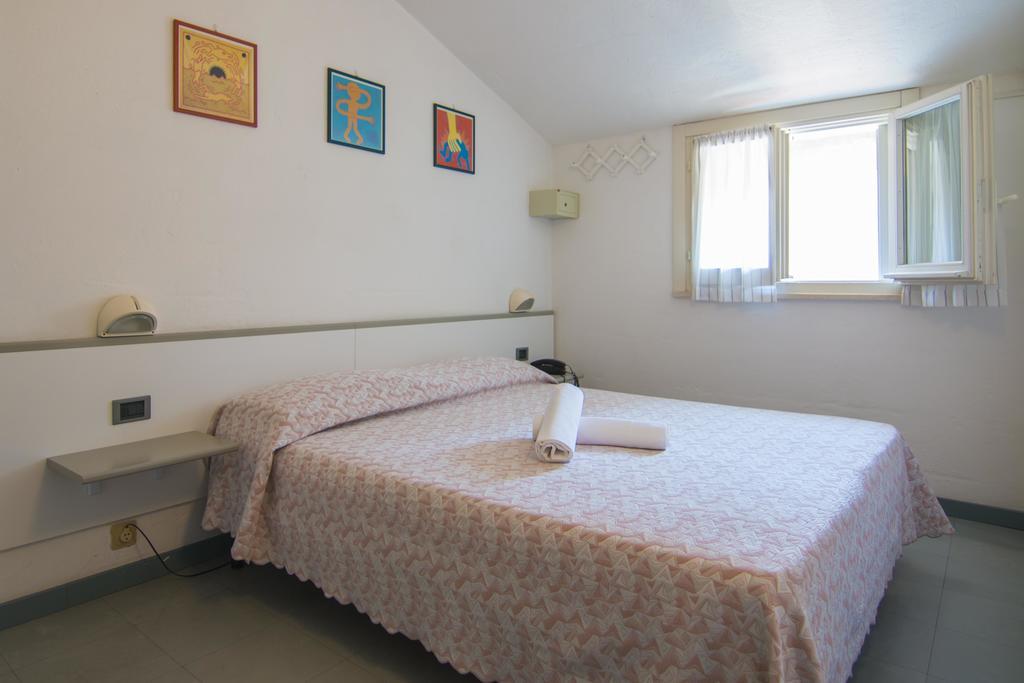B&B Hotel Souvenir Cesenatico Phòng bức ảnh